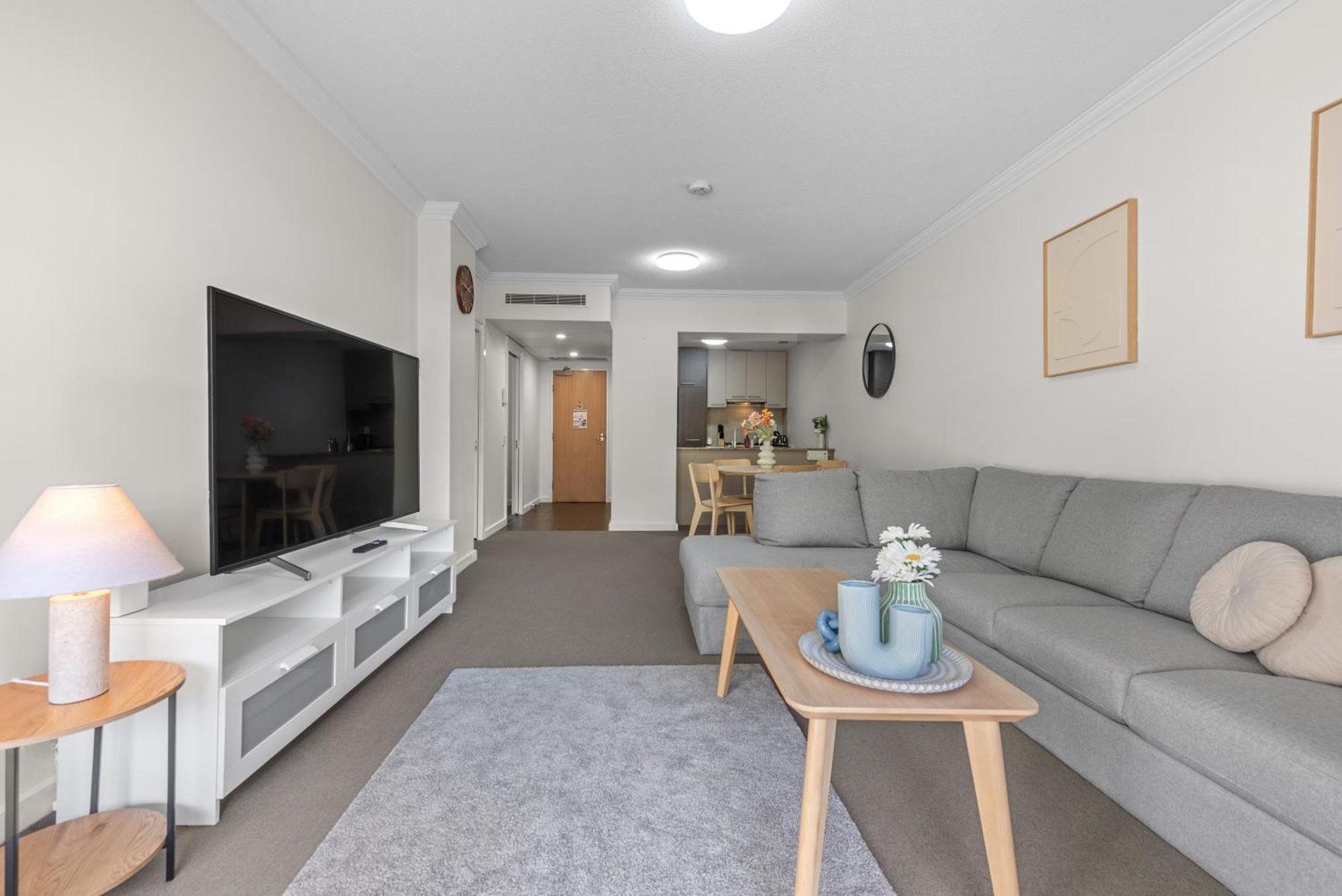 Leafy And Quiet 2br - Close To Hospital With Parking Apartment